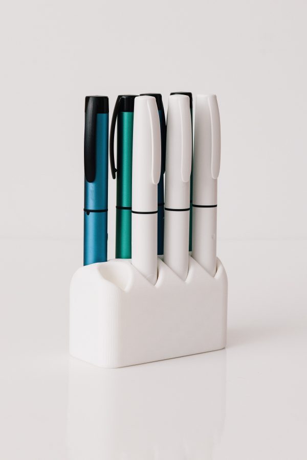 8 Pen Stand